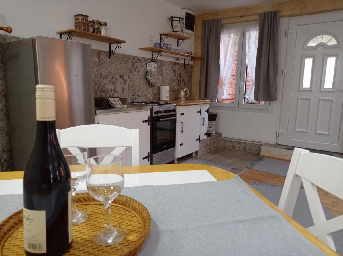 Meda Apartman *